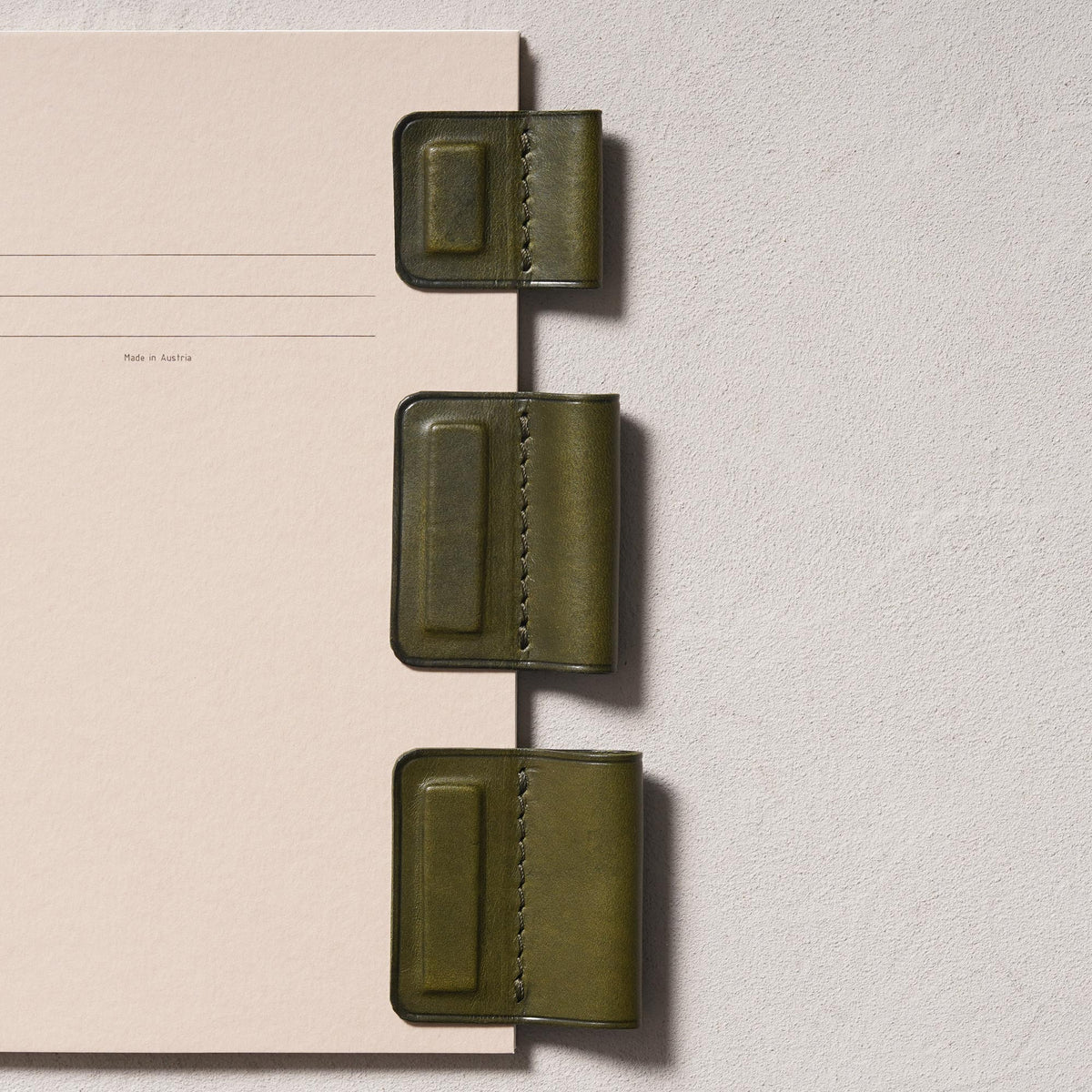 Magnetic Leather Pen Loop