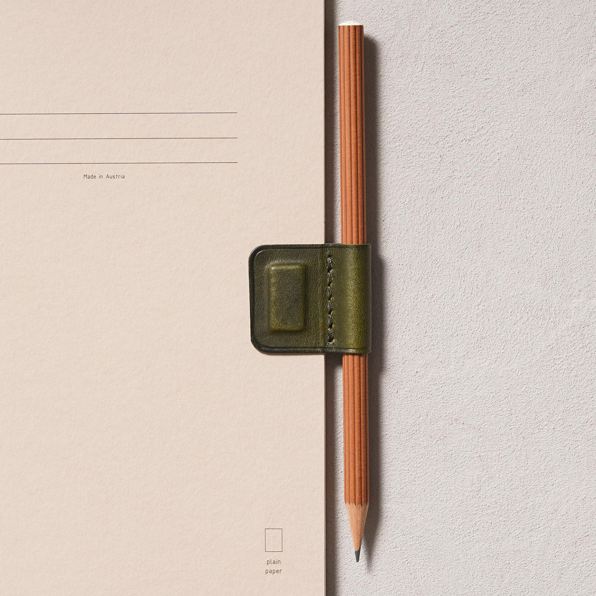 Magnetic Leather Pen Loop